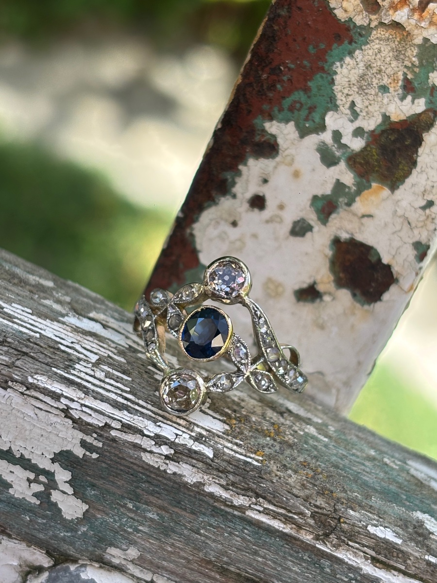 Bague trilogie saphir et diamants, Or 18ct & Platine