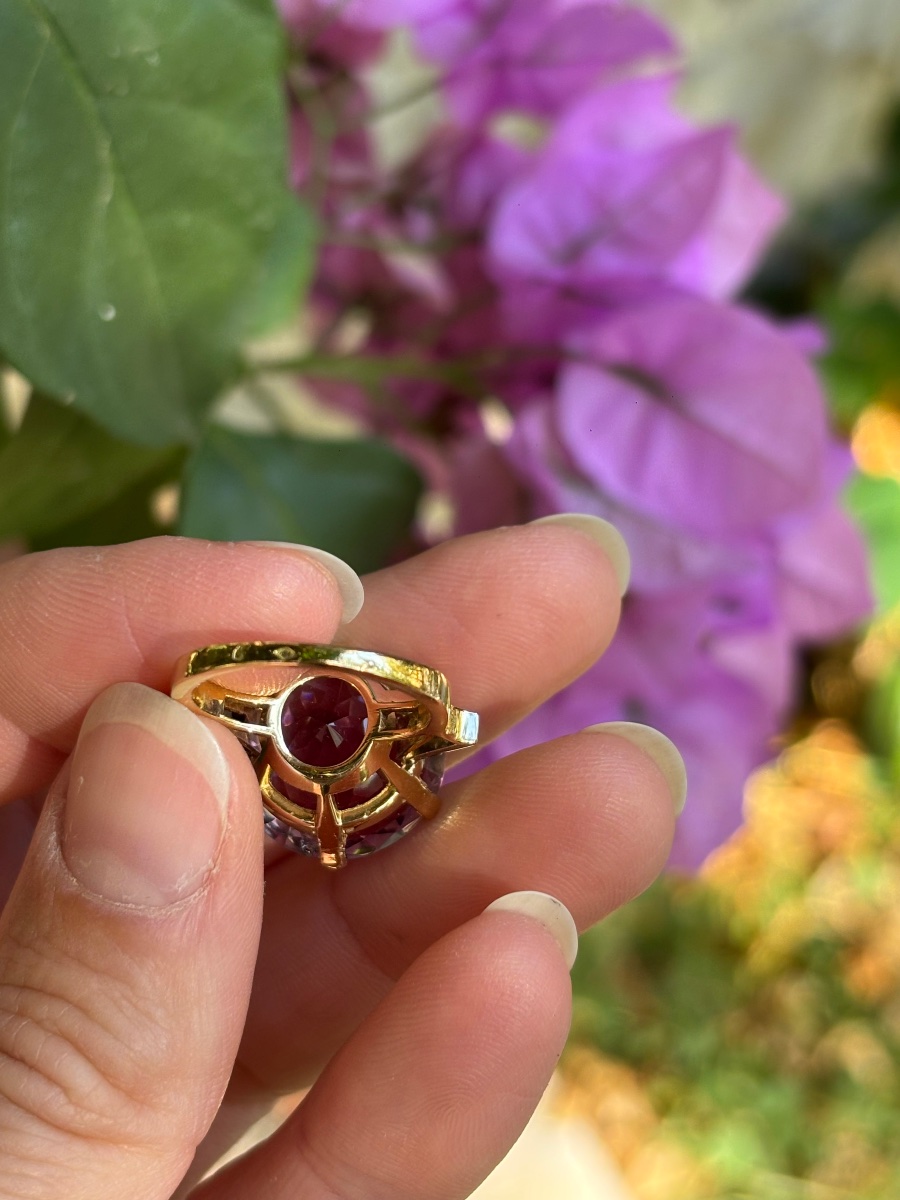 Amethyst And 18k Gold Solitaire Ring-photo-3