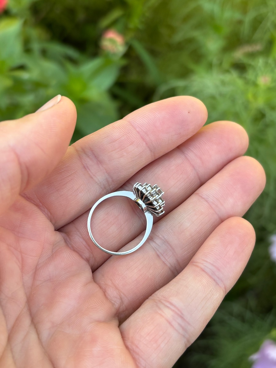 18-karat White Gold Diamond Ring-photo-3
