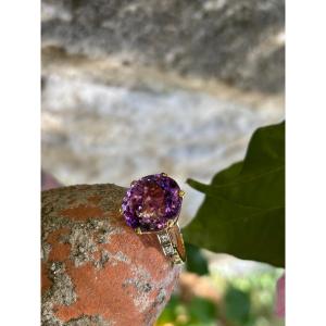 Amethyst And 18k Gold Solitaire Ring
