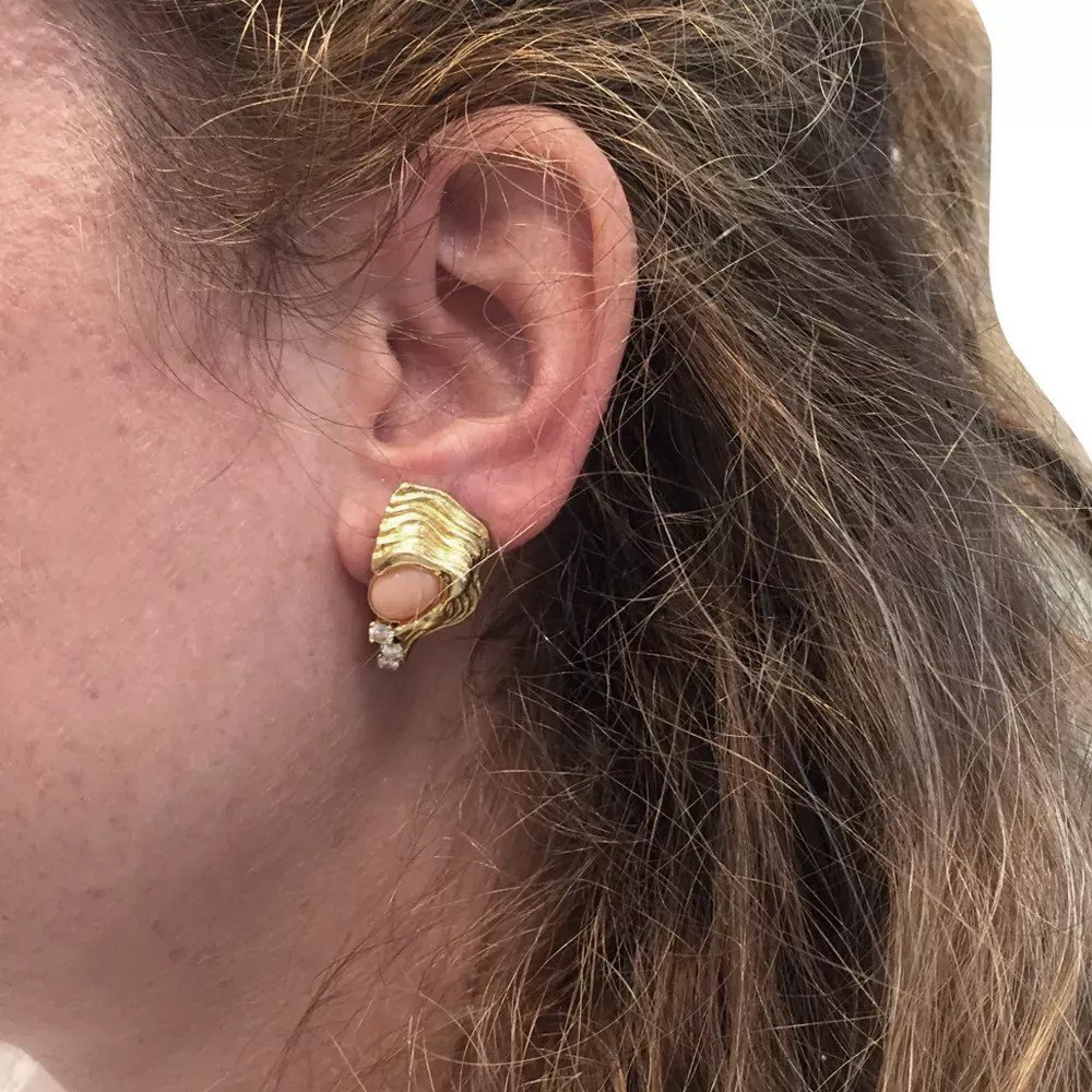 Boucles d'oreilles clous blanches corail orange Exotique
