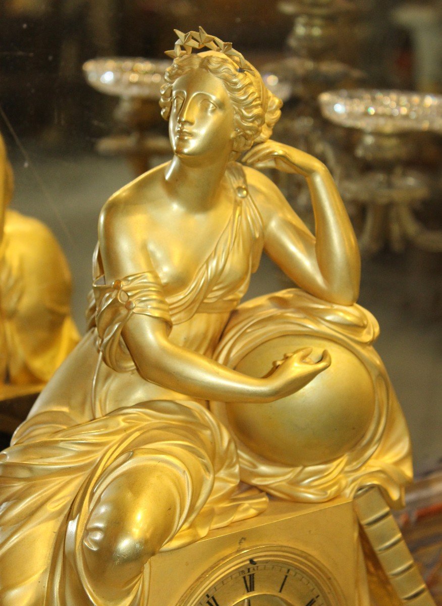 Restoration Period Clock (circa 1820) Refined "urania", In Gilt Bronze.-photo-2