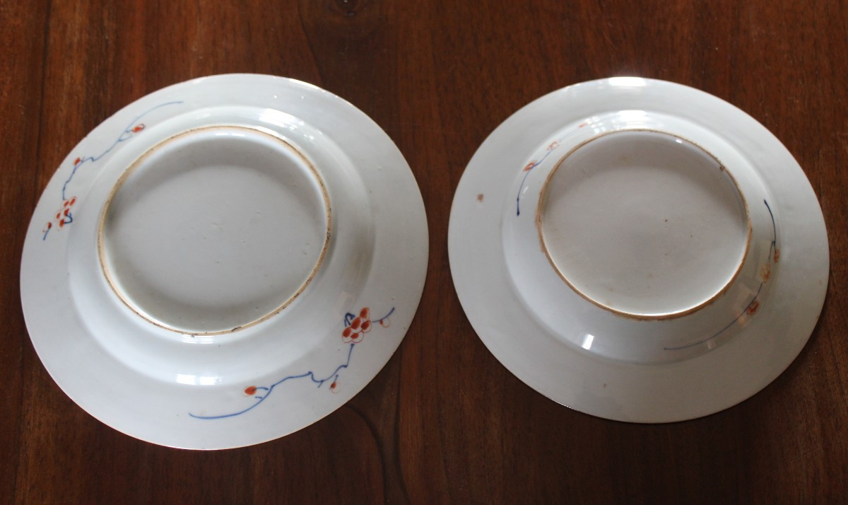 Deux Assiettes En Porcelain Chinois En Style Kakiemon, d'Epoque Yongzheng, Chine XVIII Siecle.-photo-4
