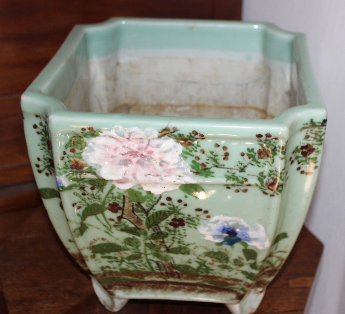 Japanese Celadon Porcelain Cache-pot Known As 
