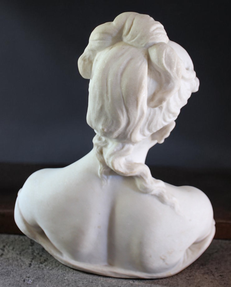 BUSTE DE DAME EN MARBRE, XIX SIECLE.-photo-4