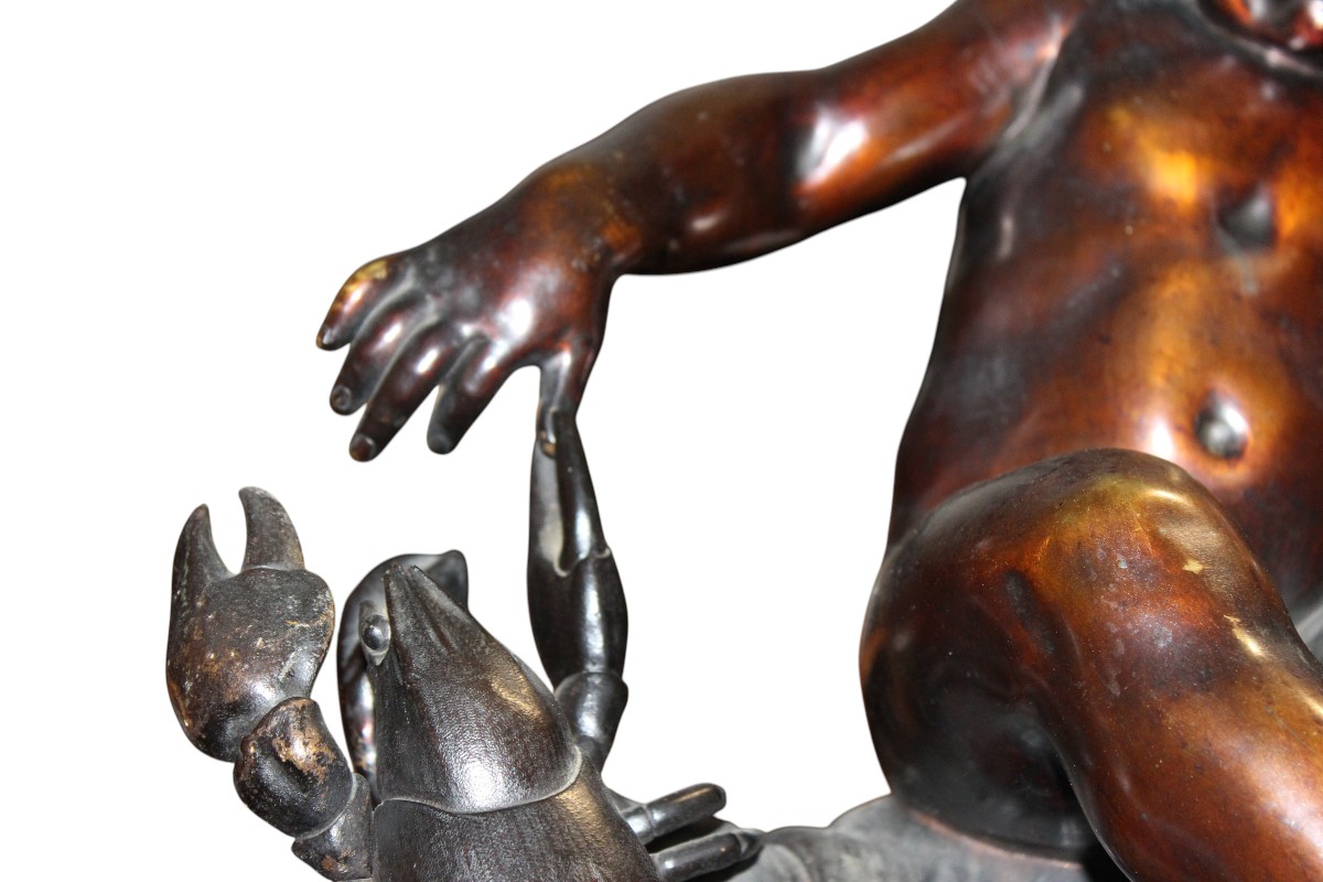 BRONZE D'APRES PIGALLE "ENFANT SURPRIS PAR LE PINCEMENT D'UNE èCREVISSE", FINE XIX SIECLE.-photo-1