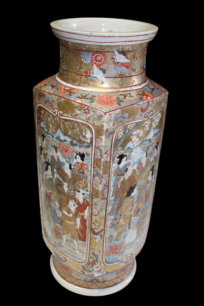 Large Satsuma Vase, Meiji Period, Japan, Late 19th Century.