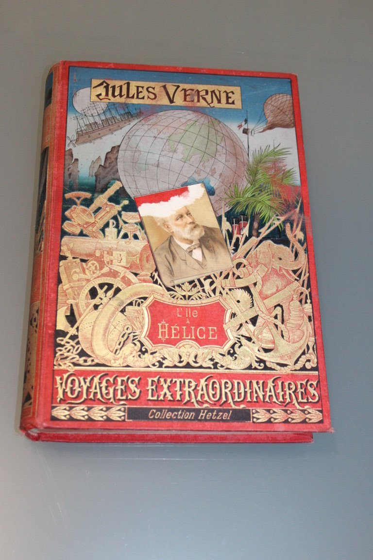 Book Of Jules Verne 