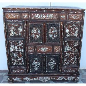 Large Cabinet Inlaid In Mother Of Pearl, Vietnam 19th Century.