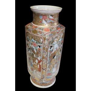 GRAND VASE SATSUMA, MEIJI PERIOD, JAPON FINE DU XIX SIECLE.