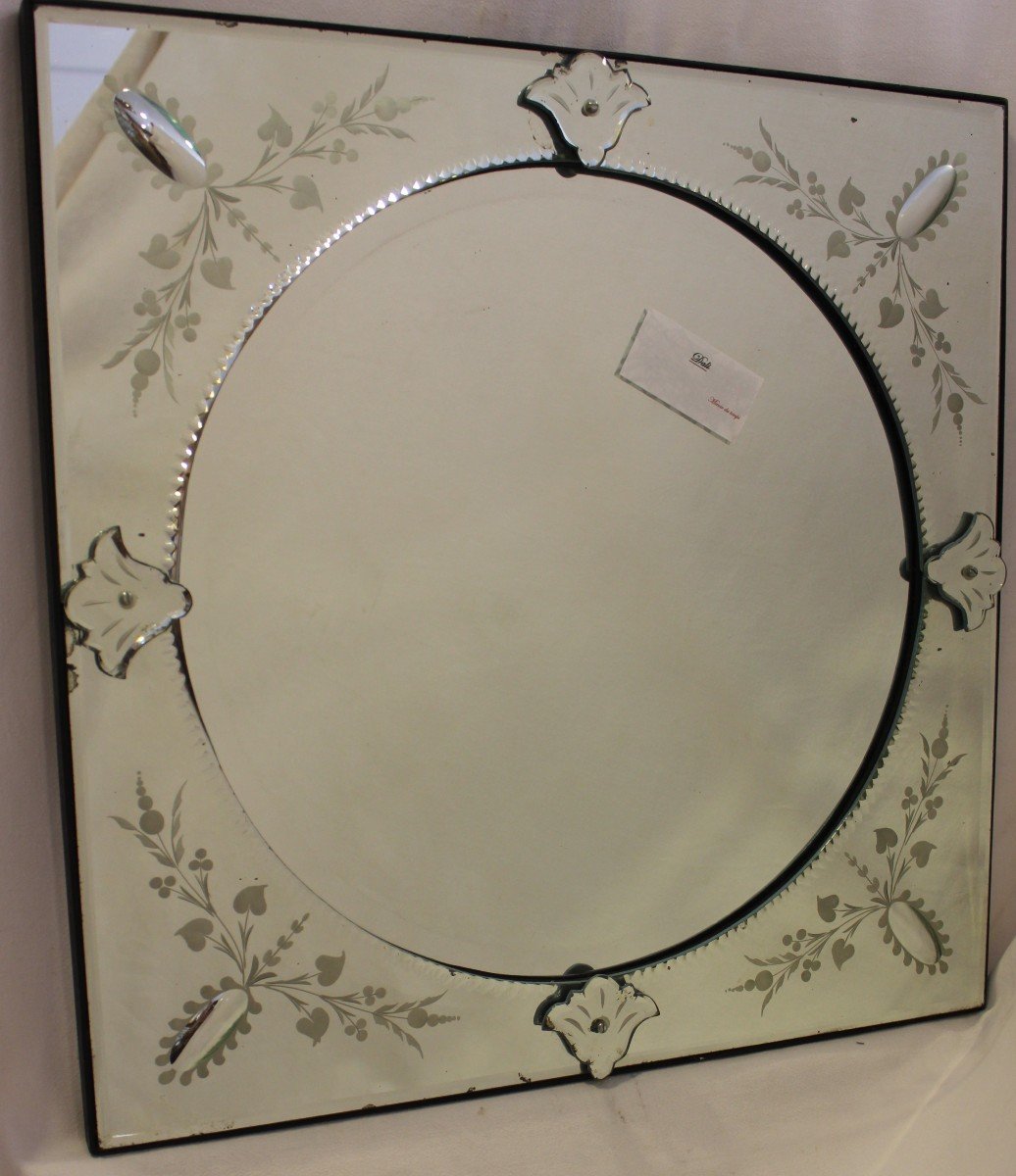 Round Venetian Mirror Inscribed In A Square Of 49 X 49 Cm