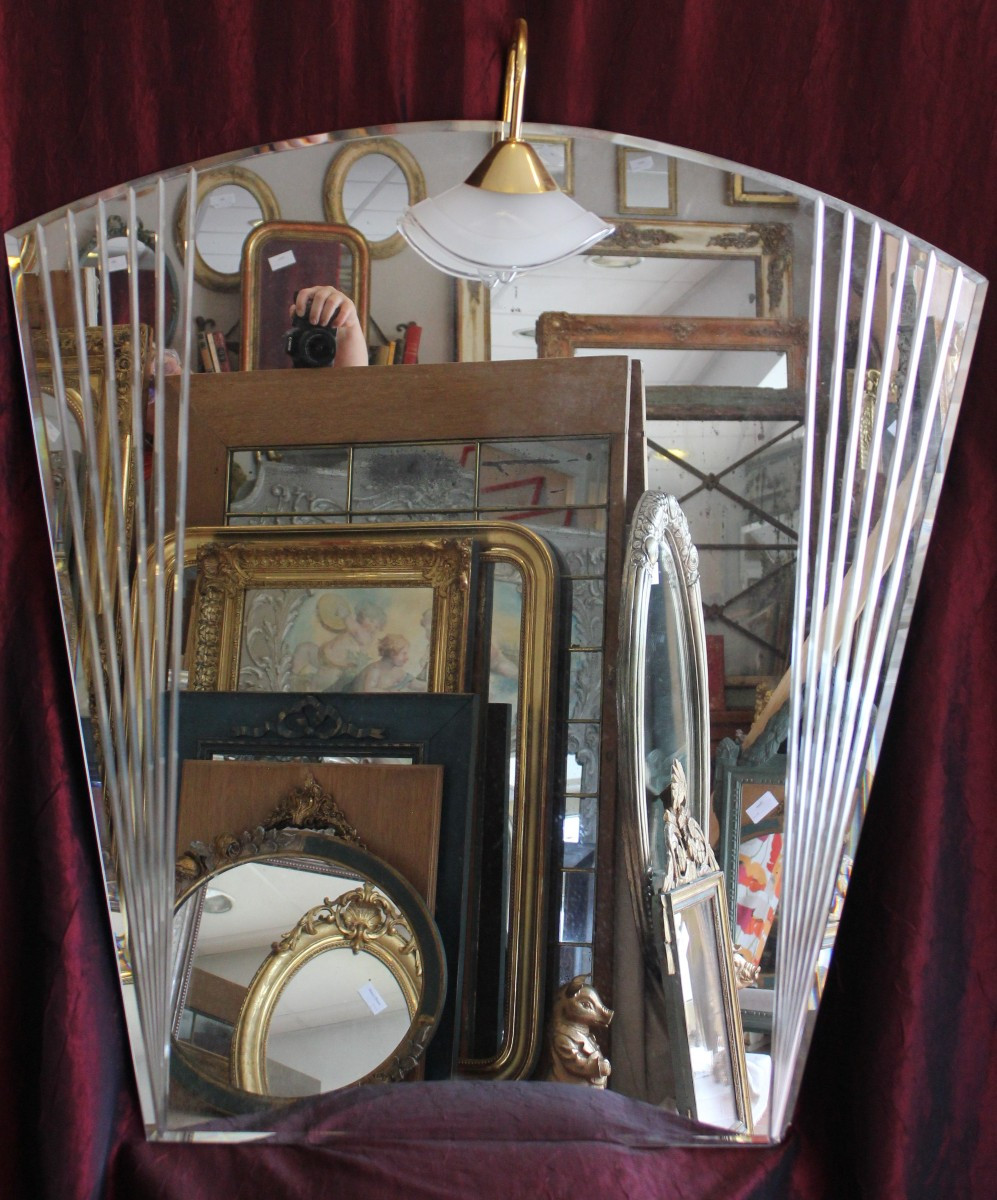 84 X 104 Cm Illuminated Mirror, Fan Shape, 50s Style