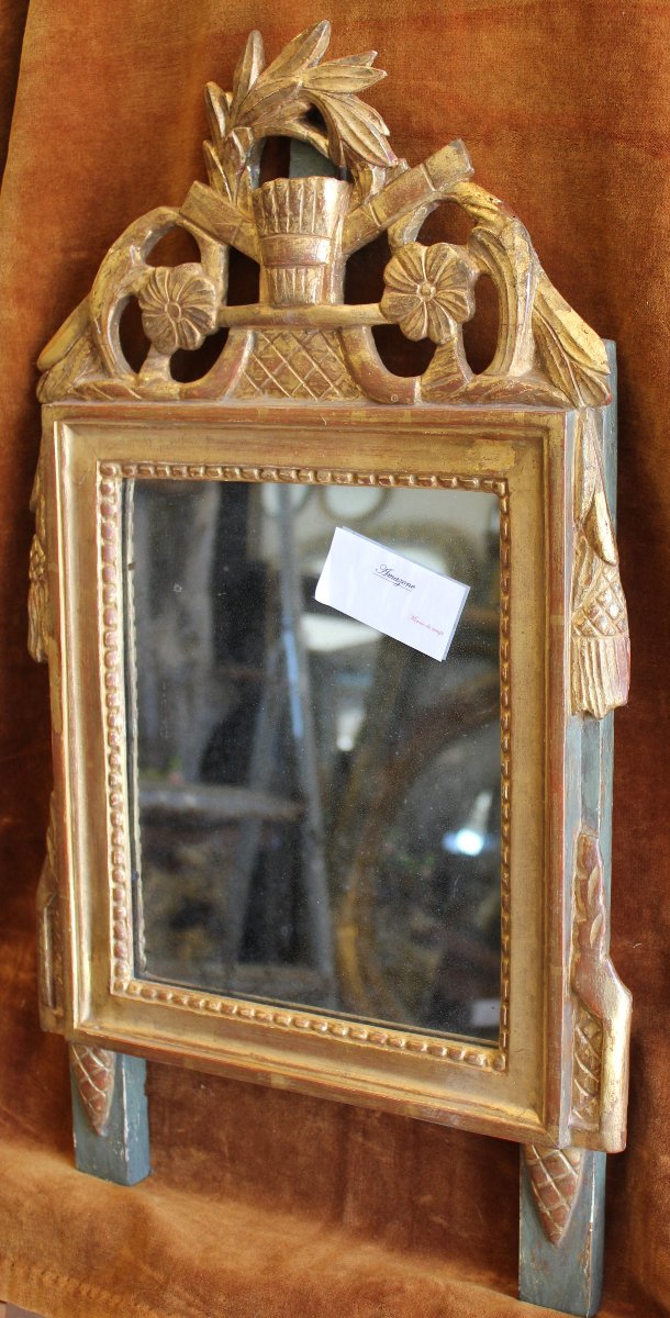 33 x 58 cm Petit miroir Louis XVI, bois doré,  glace mercure, XVIIIème-photo-1
