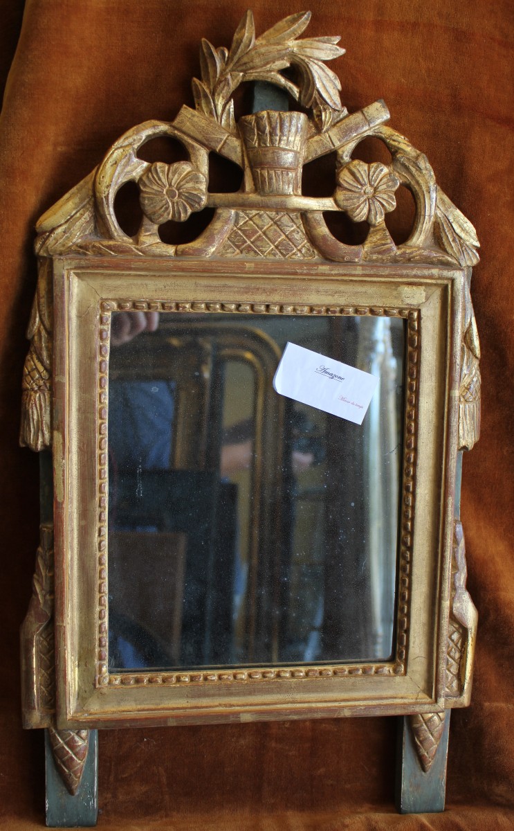 33 x 58 cm Petit miroir Louis XVI, bois doré,  glace mercure, XVIIIème