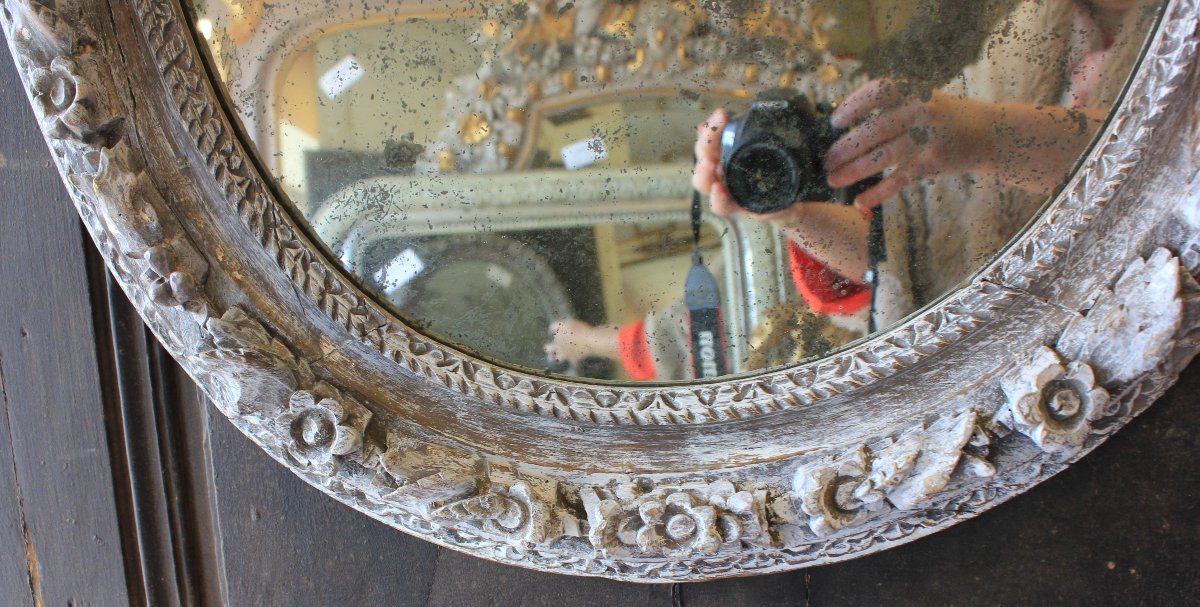 61 x 71 cm Miroir ovale ancien, médaillon Louis XIII, bois sculpté, glace mercure, XVIIème-photo-4