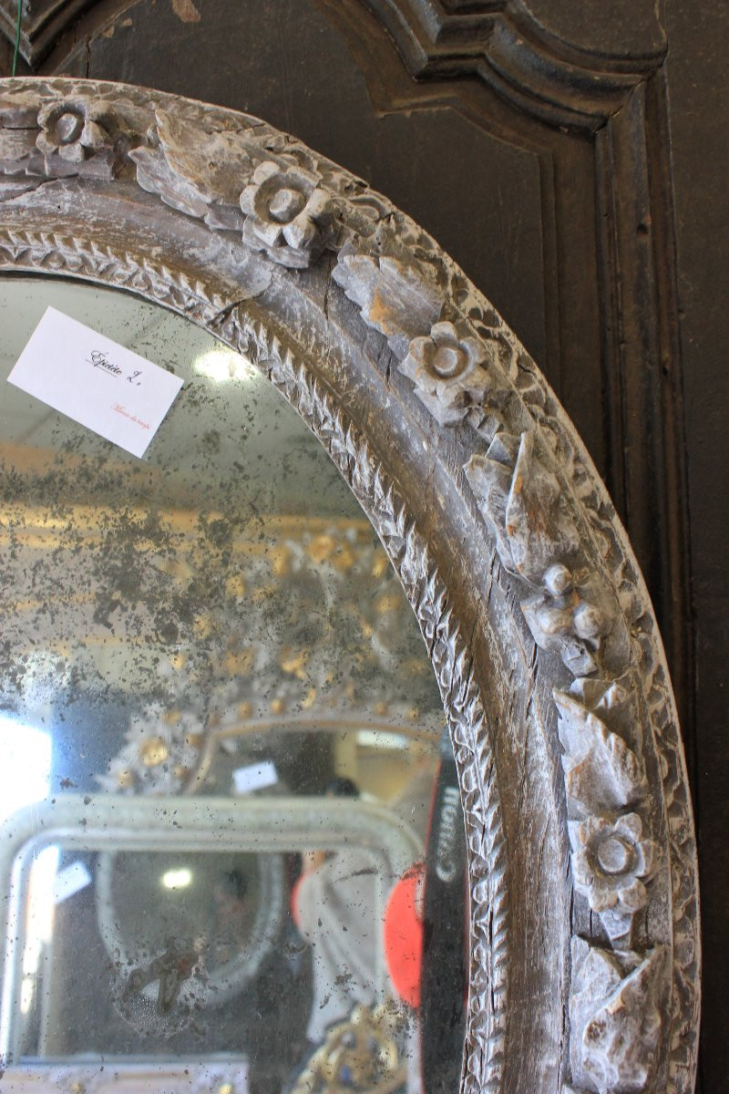 61 x 71 cm Miroir ovale ancien, médaillon Louis XIII, bois sculpté, glace mercure, XVIIème-photo-6