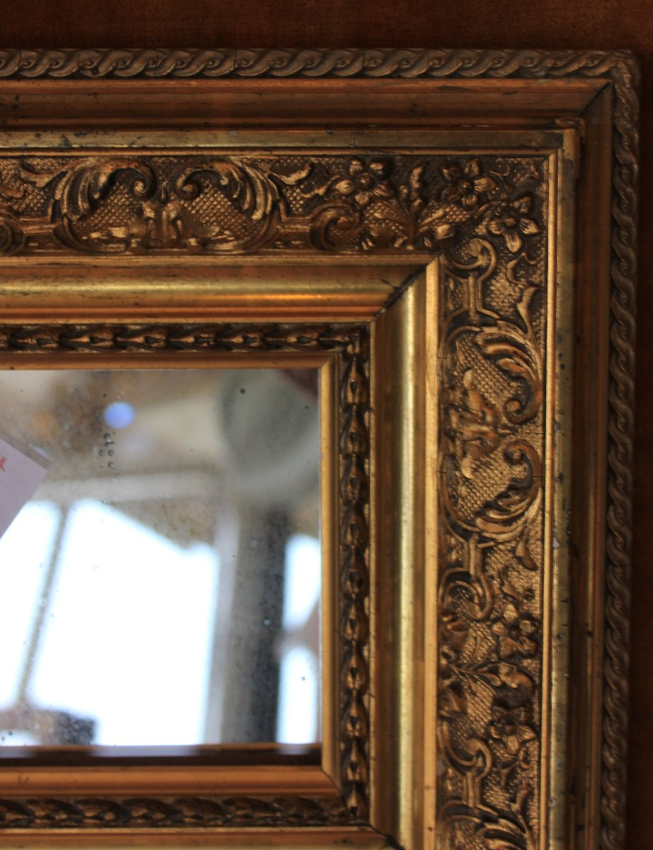24 x 28 cm Petit miroir Napoléon III dorure feuille d'or.-photo-2