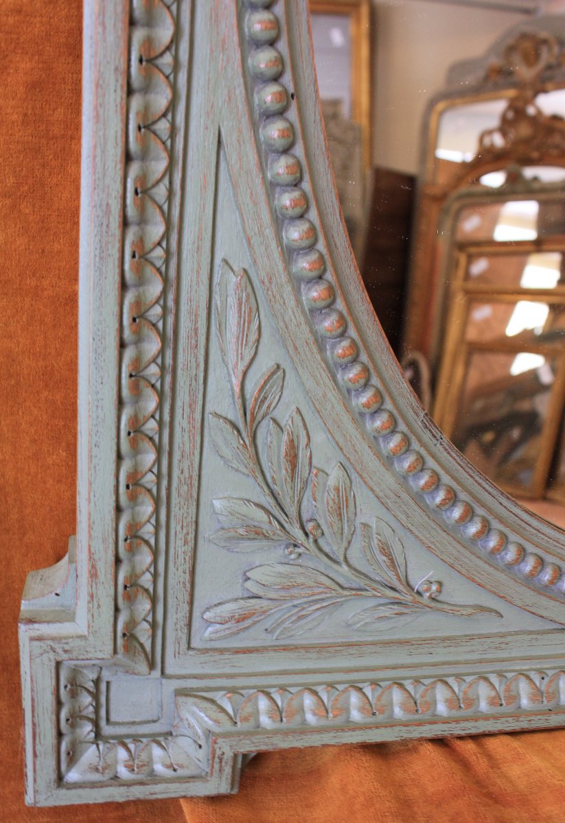 65 x 80 cm  Paire de miroirs style Louis XVI, bois sculpté et patiné-photo-4