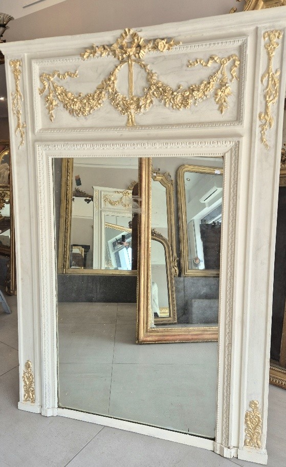 Trumeau Louis XVI White And Gold Finish Patina