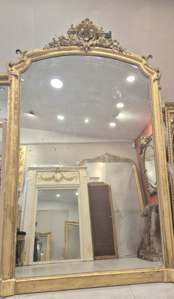 Napoleon III Rocaille And Acanthus Mirror