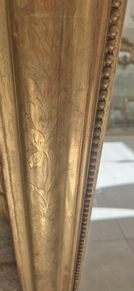 Louis Philippe Mirror With Gold Leaves 100*138cm-photo-2