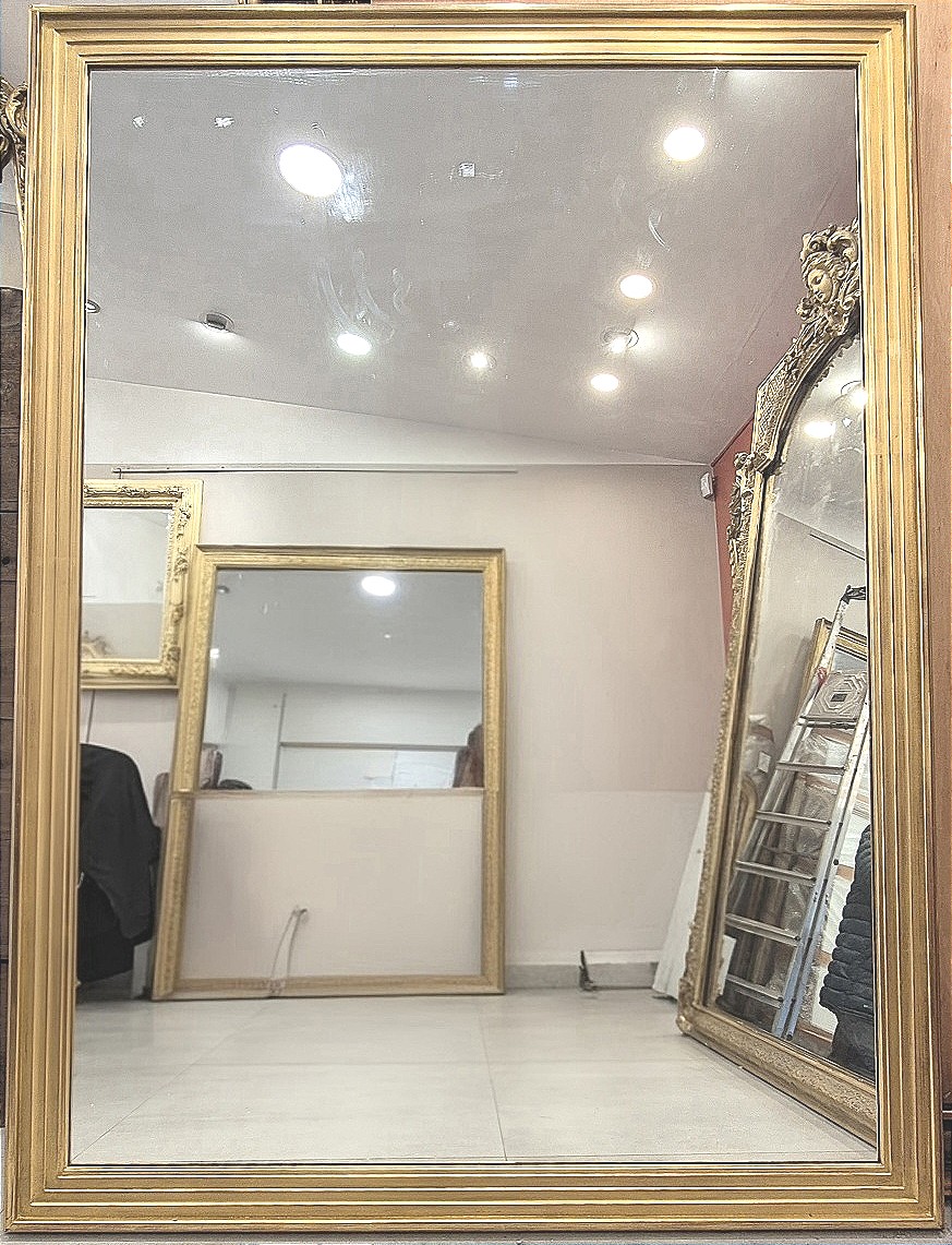 Grand miroir doré rectangulaire 132*178 cm