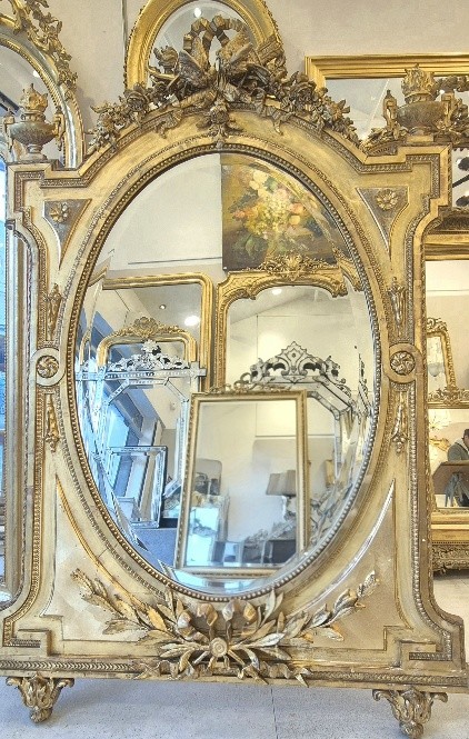 Miroir Napoléon  III  doré  110*172cm