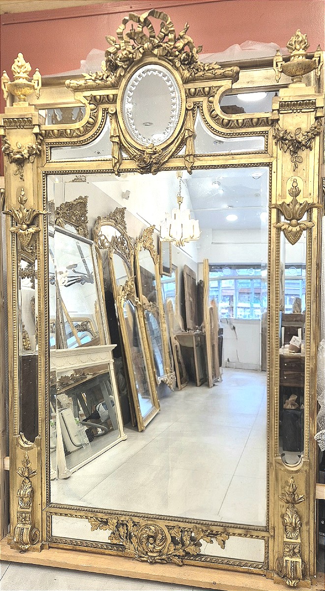 Large Venetian Medallion Mirror, Napoleon III Period, 130 X 210 Cm