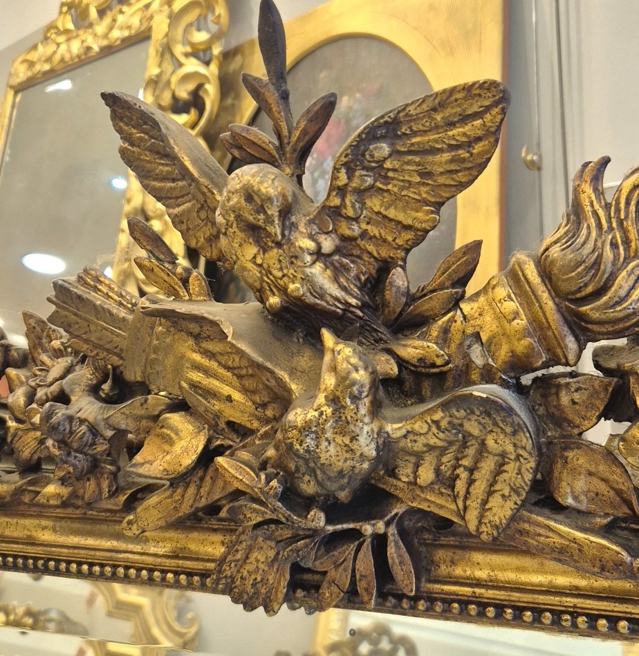Large miroir Napoléon III doré décor oiseaux  132*157cm-photo-7