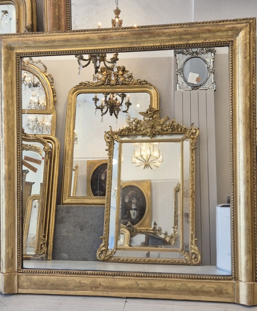 Miroir Louis Philippe feuilles d'or époque  85*90cm
