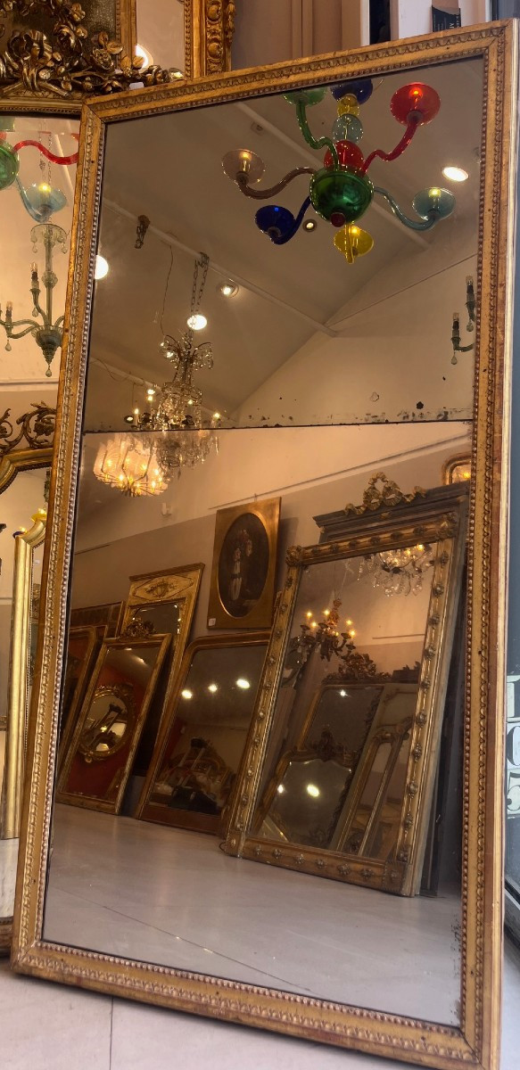 Miroir epoque Louis XVI taille 79 par 156cm 