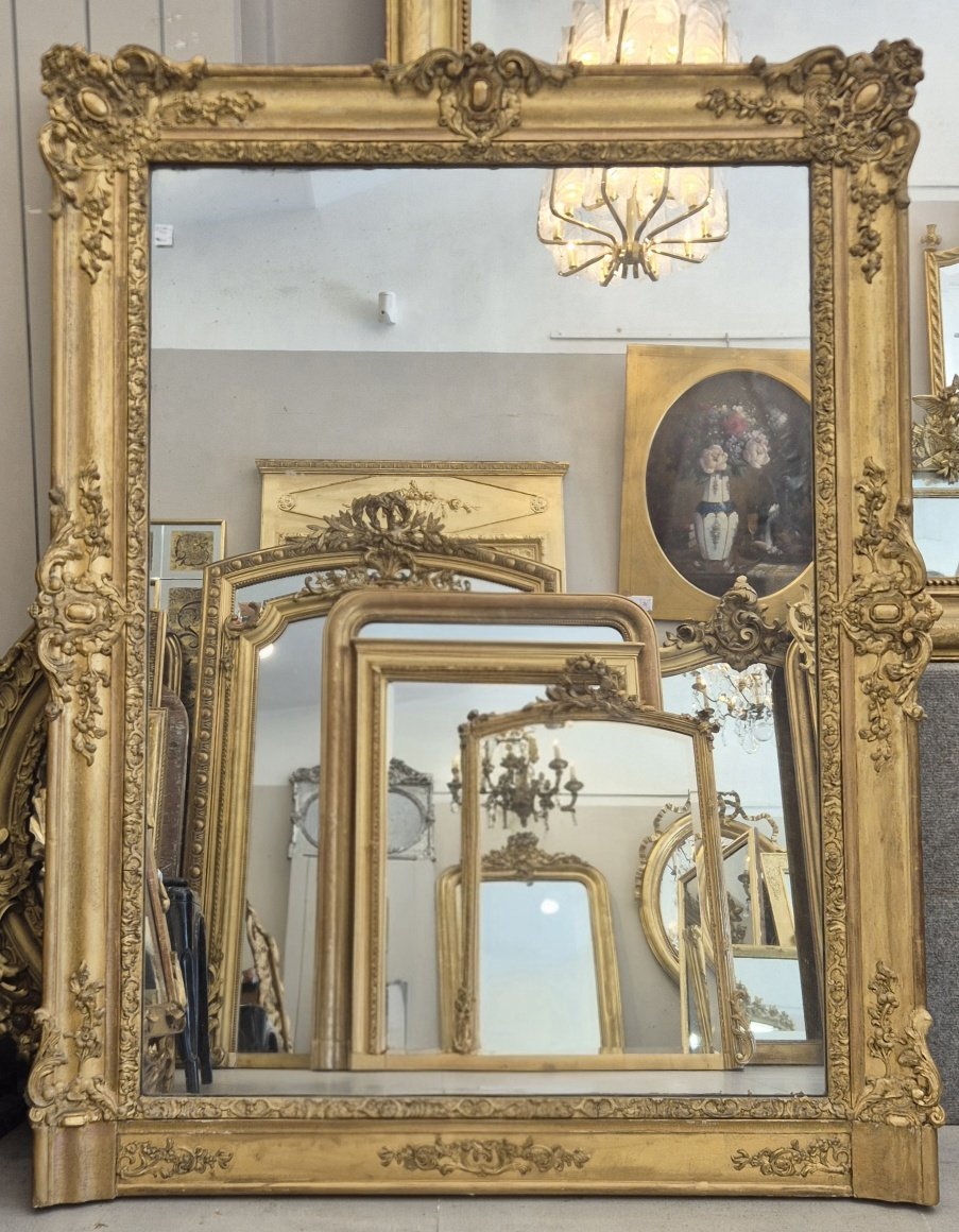 Antique Restoration Mirror 100*132 Cm