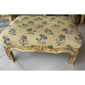 Petit Tabouret De Pied En Bois Doré 