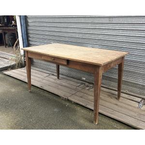 Petite table de ferme
