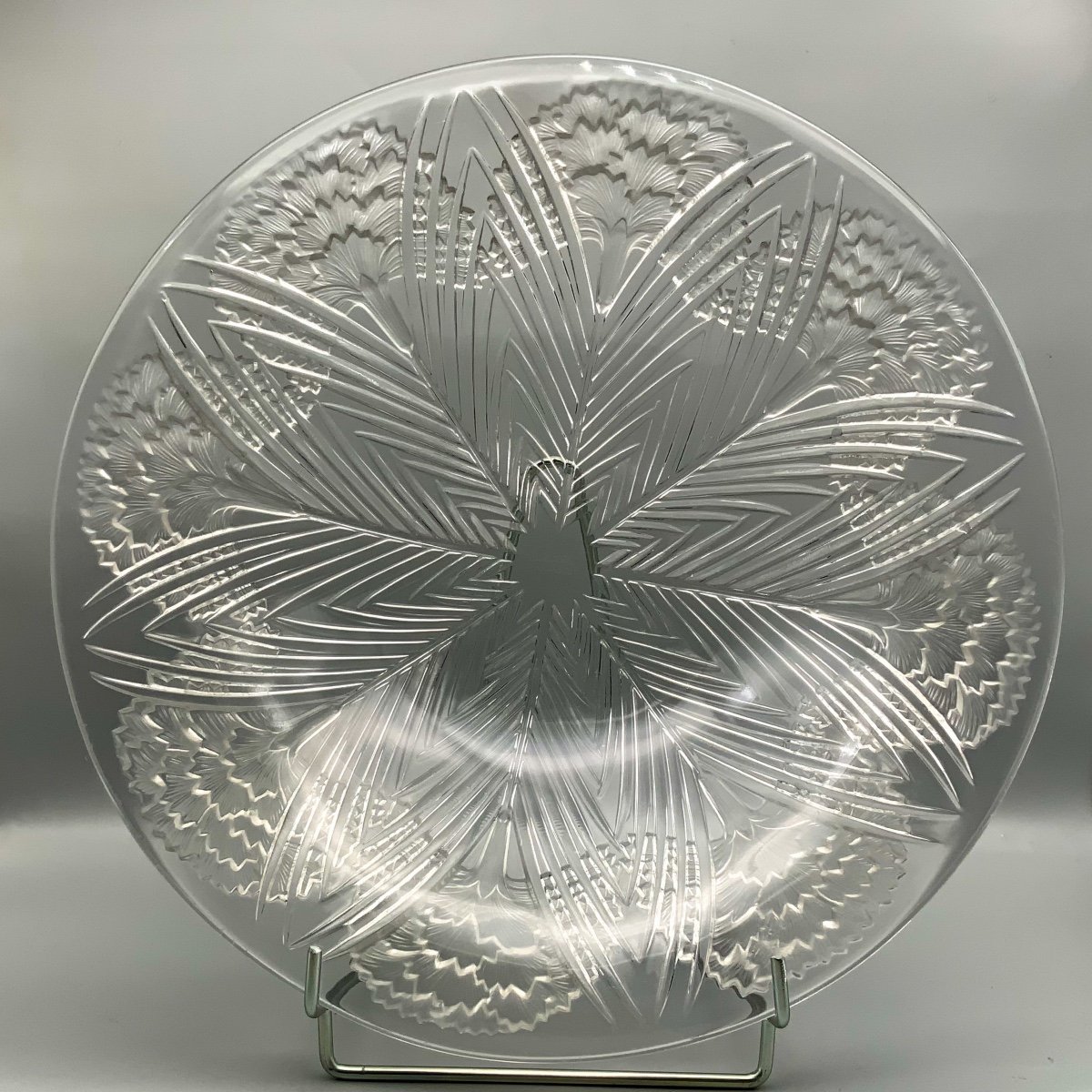Lalique Carnation Cutter