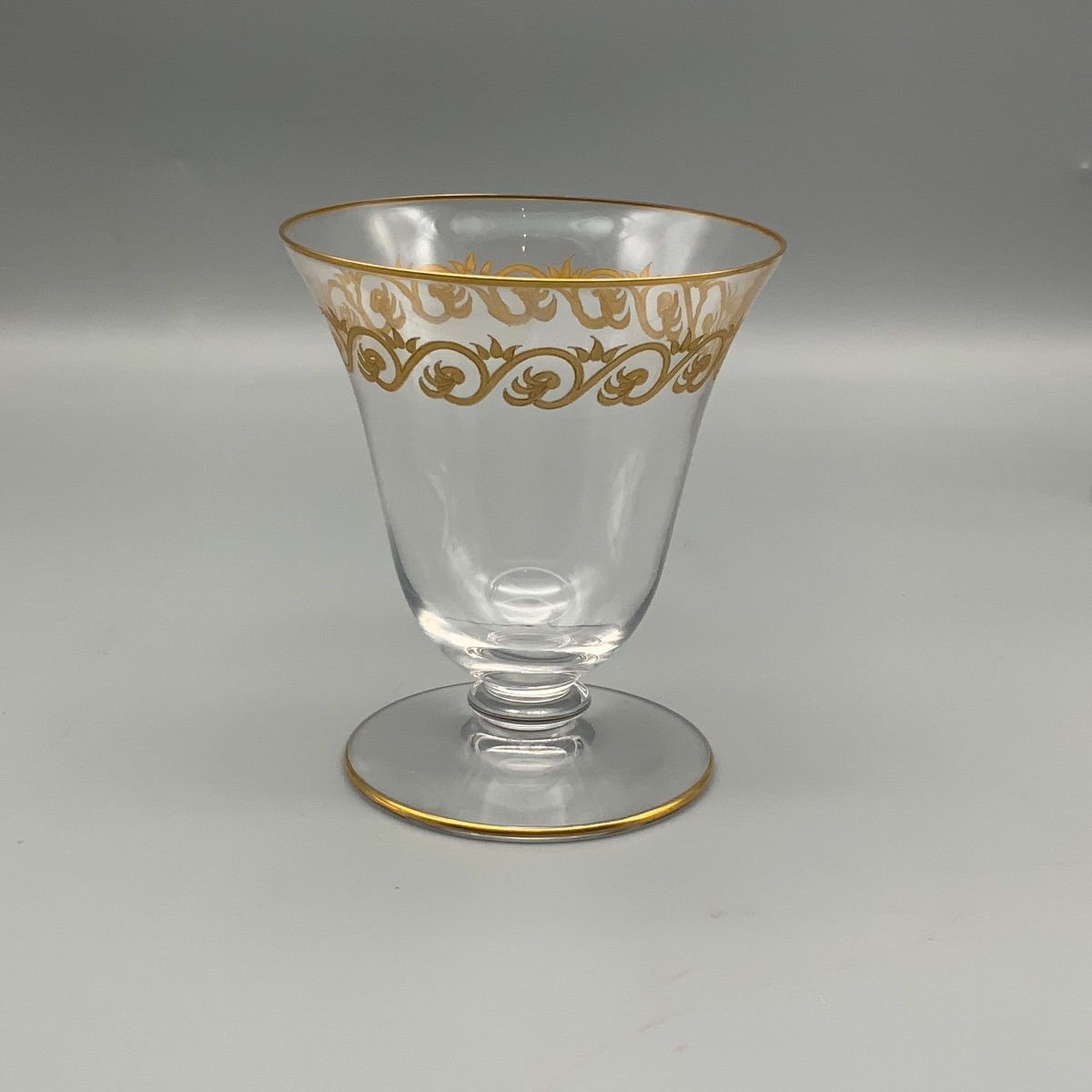 Saint Louis 10 Wine Glasses-photo-3