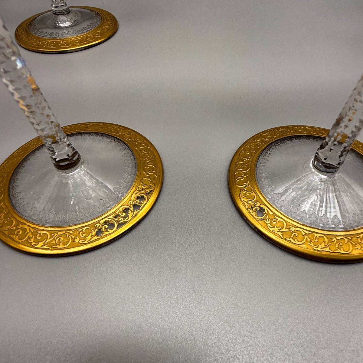 Saint Louis 12 Thistle Champagne Glasses -photo-2