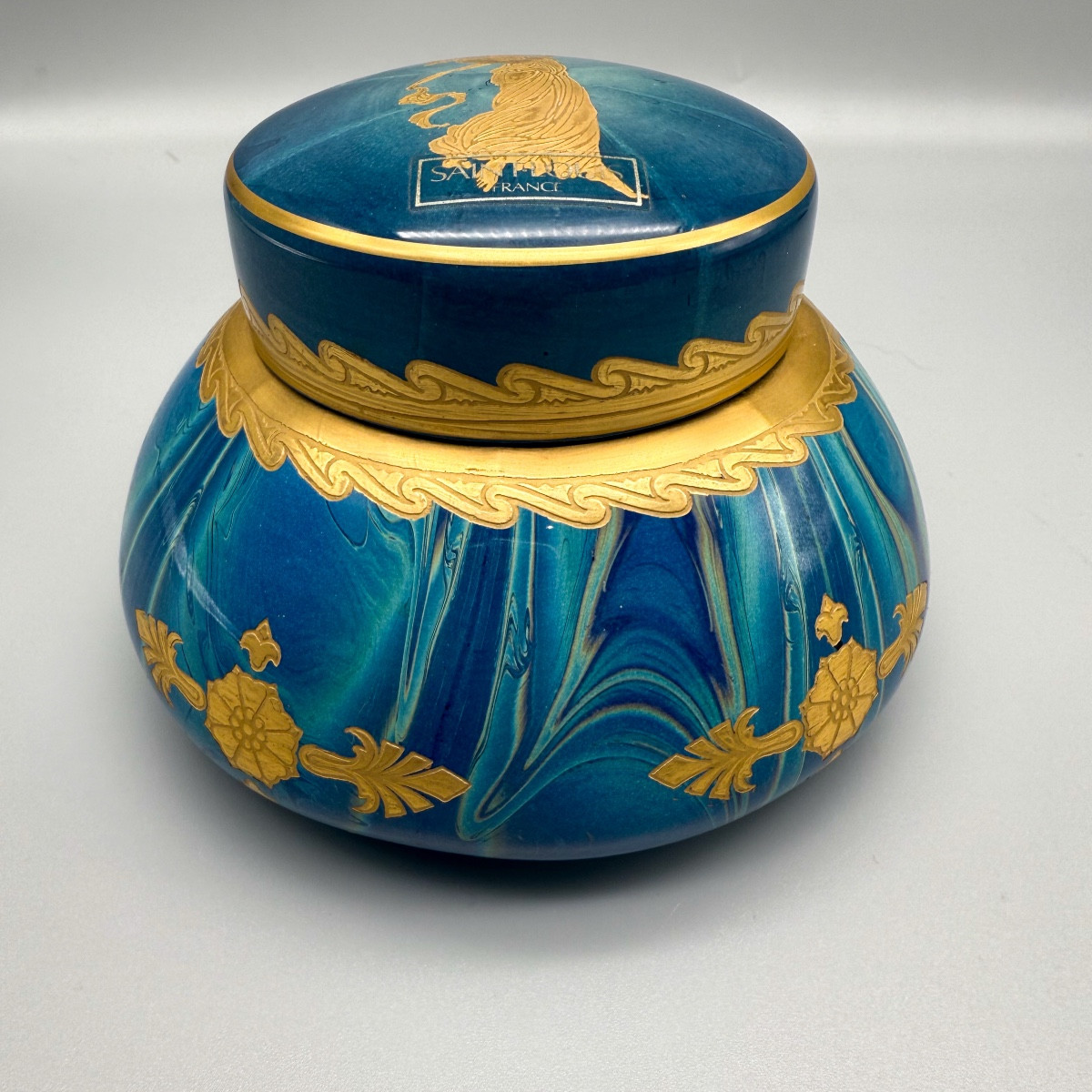 Saint Louis Bonbonnière « la Belle Otéro » édition Limitée 