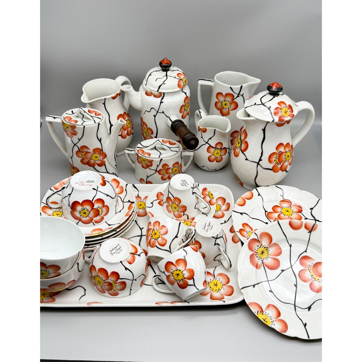 Service porcelaine thé,café,chocolat Delvaux Paris 24 pièces 
