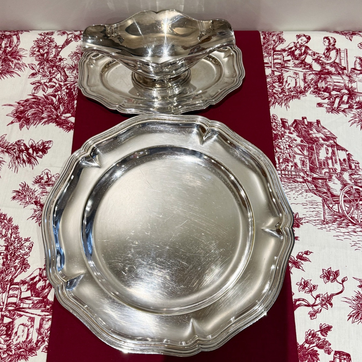 Round Platter And Sauce Boat In Silver-plated Metal-photo-2
