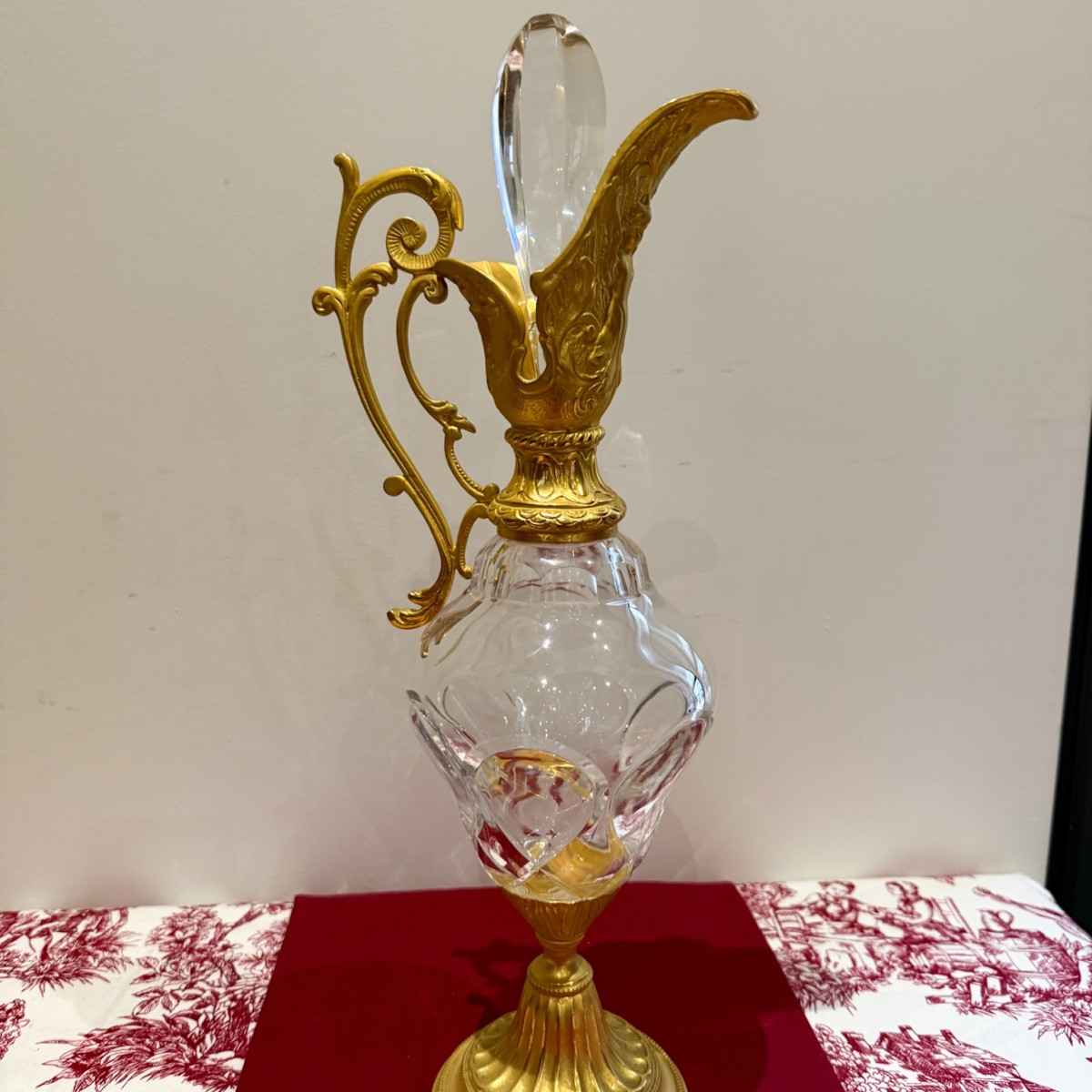 Crystal Ewer On A Pedestal -photo-2