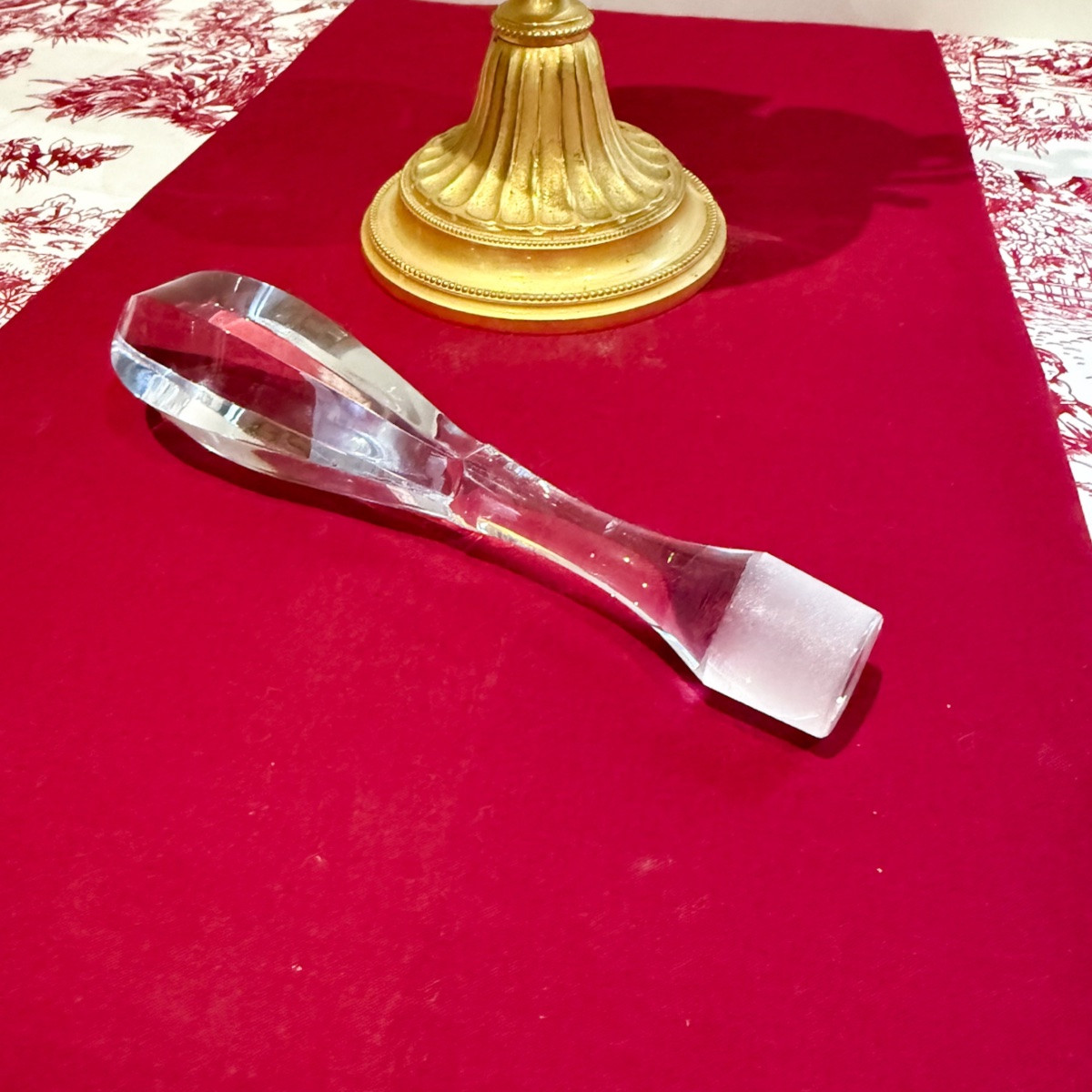 Crystal Ewer On A Pedestal -photo-4