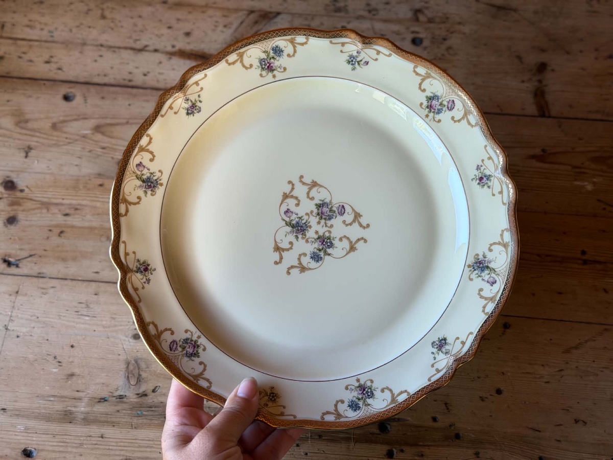 Limoges Porcelain Dinner Service 84 Pieces-photo-4