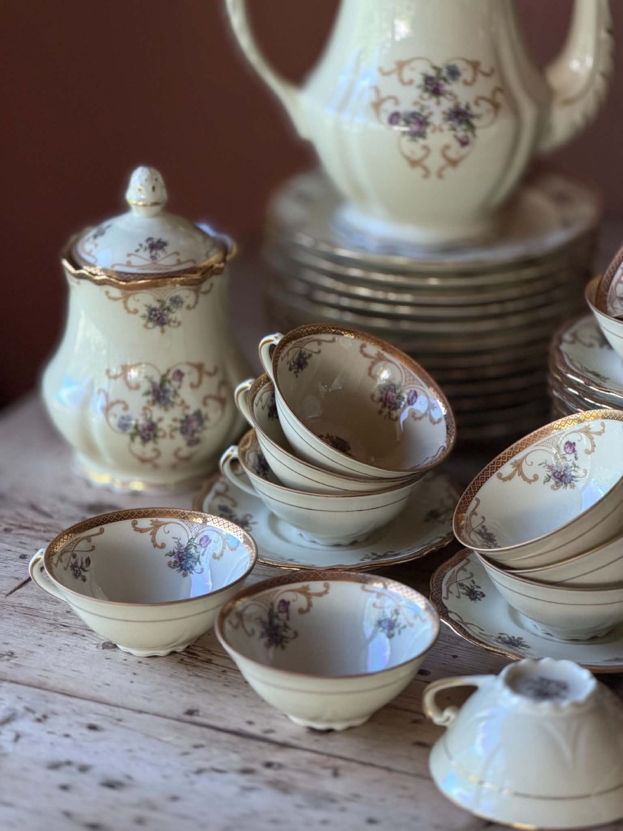 Limoges Porcelain Dinner Service 84 Pieces-photo-1