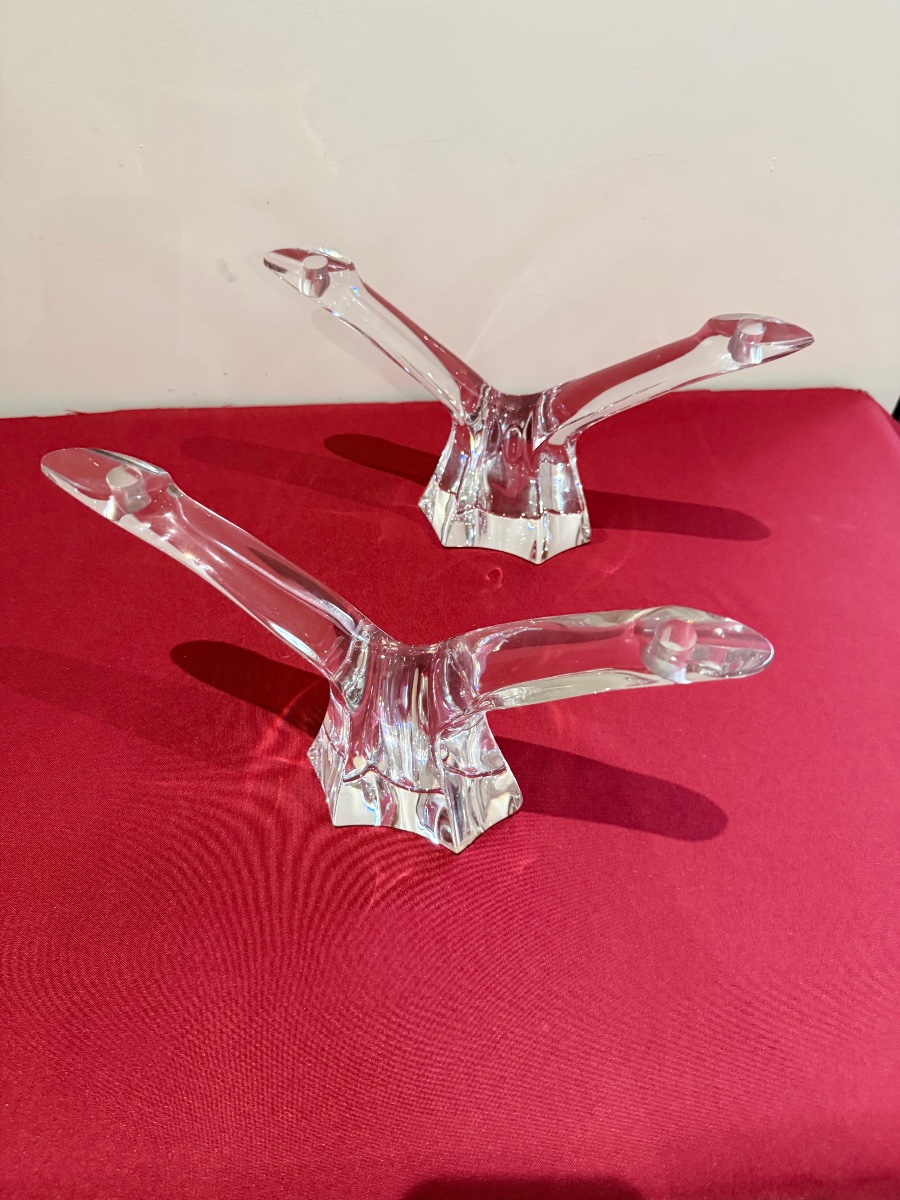 Paire de bougeoirs en cristal Daum