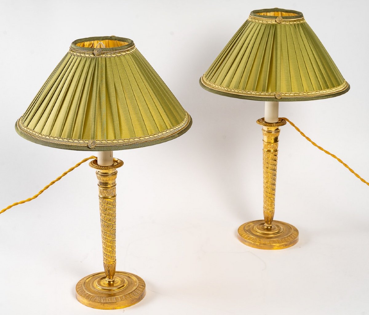 Pair Of Candlesticks In Gilt Bronze Lamps Decorated With Heart Raises From The Directoire Period-photo-2