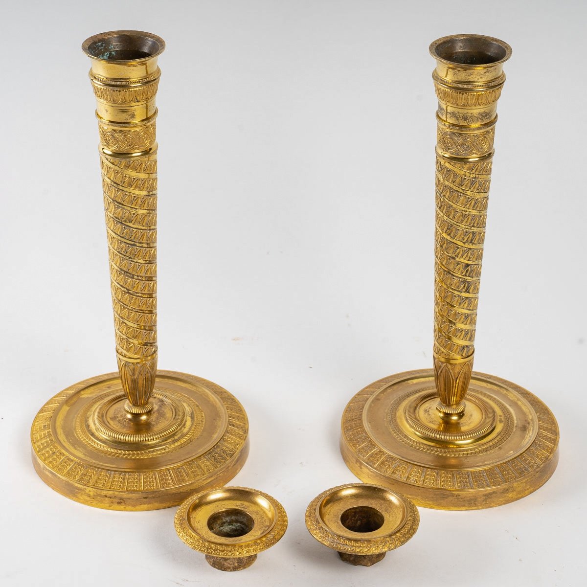 Pair Of Candlesticks In Gilt Bronze Lamps Decorated With Heart Raises From The Directoire Period-photo-2