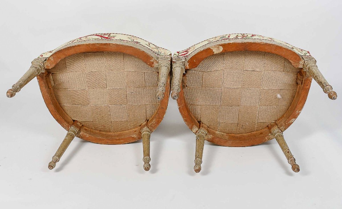 A Pair Of Directoire Period Cabriolet-back Armchairs In Natural Lacquered Wood Circa 1795-photo-1