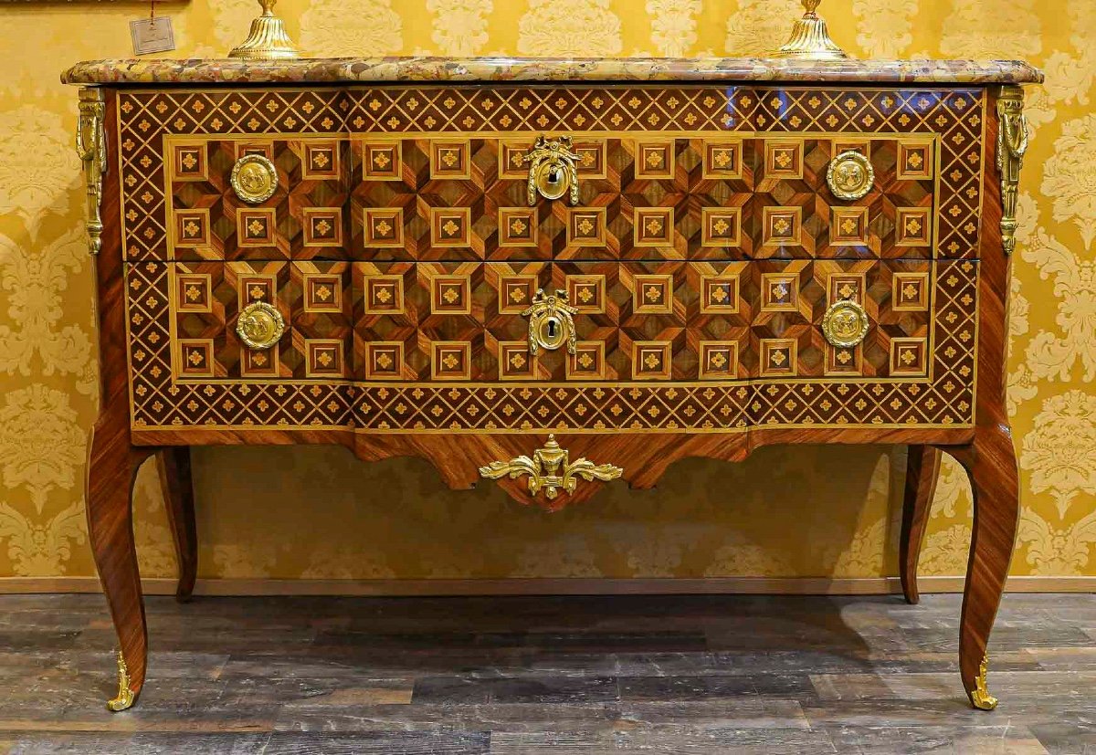 Léonard Boudin Maitre en 1761 Commode En Marqueterie De Cubes Sans Fonds époque Transition Vers 1770-photo-2