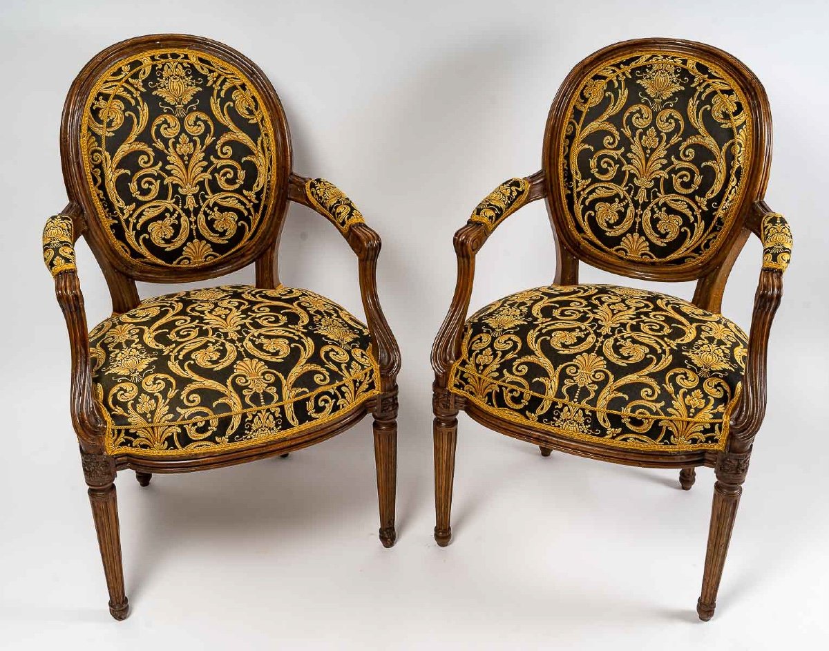 Pair Of Louis XVI Style Armchairs With Medallion Backs In Carved And Waxed Molded Natural Wood-photo-2